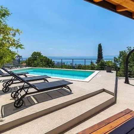 With Swimming Pool Rijeka - 24958 Apartamento