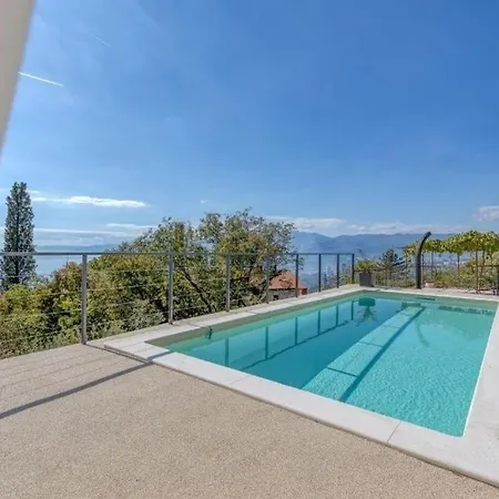 With Swimming Pool Rijeka - 24958 Apartamento